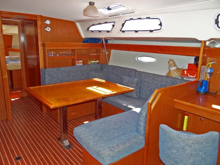 Sailboat to hire Göcek at the best price