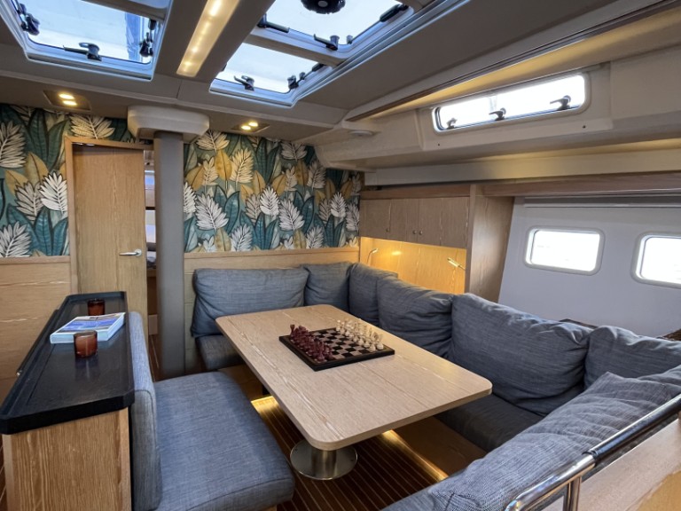 Sailboat hire in Pula - Hanse Hanse 575