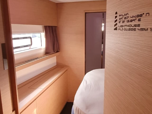 Yacht hire Seget Donji cheap Aura 51