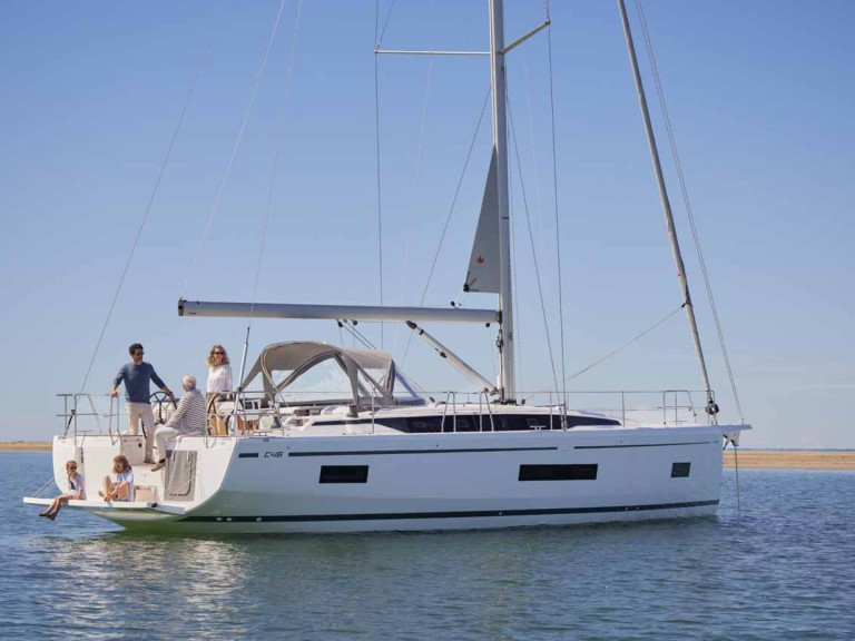 Charter a Bavaria Bavaria C46 in Palma de Mallorca on Samboat