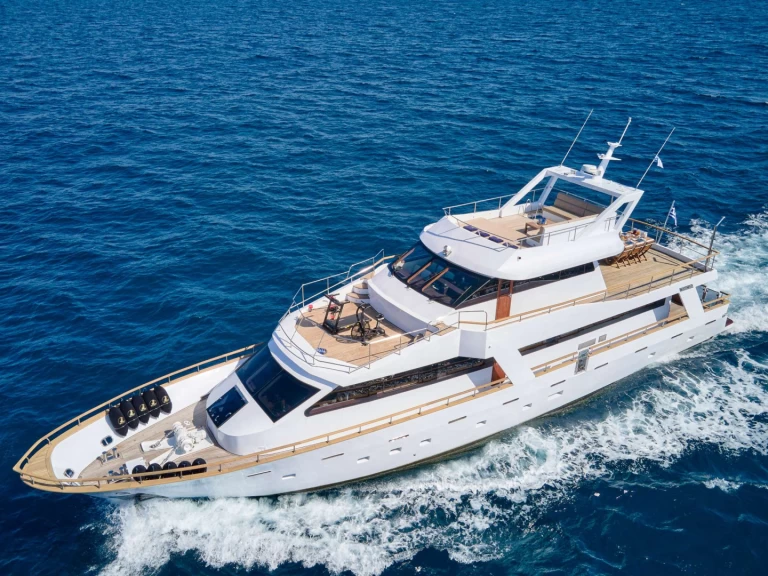 Hire a Turkish shipyard WIDE LIBERTY Athens