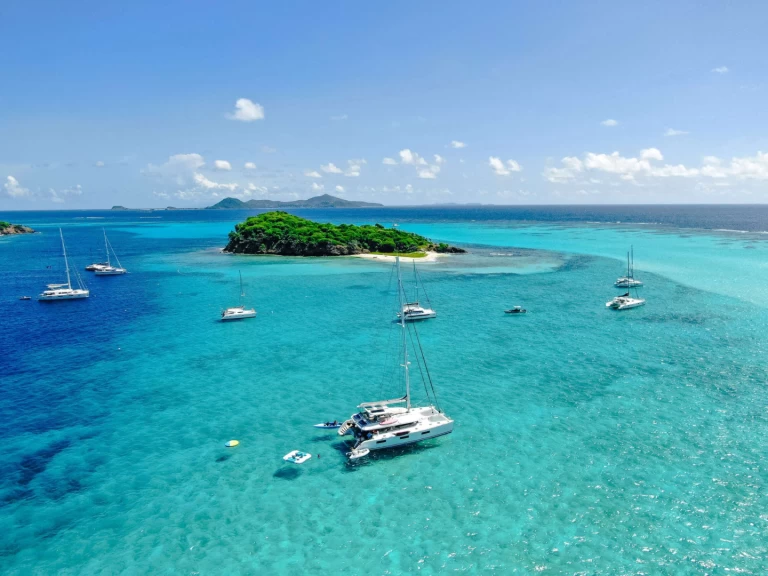 Yacht charter Grenadines - Lagoon Valentina on SamBoat