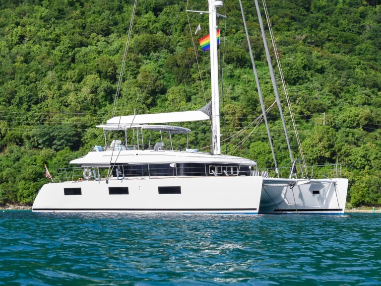 Charter a Lagoon Valentina in Grenadines on Samboat