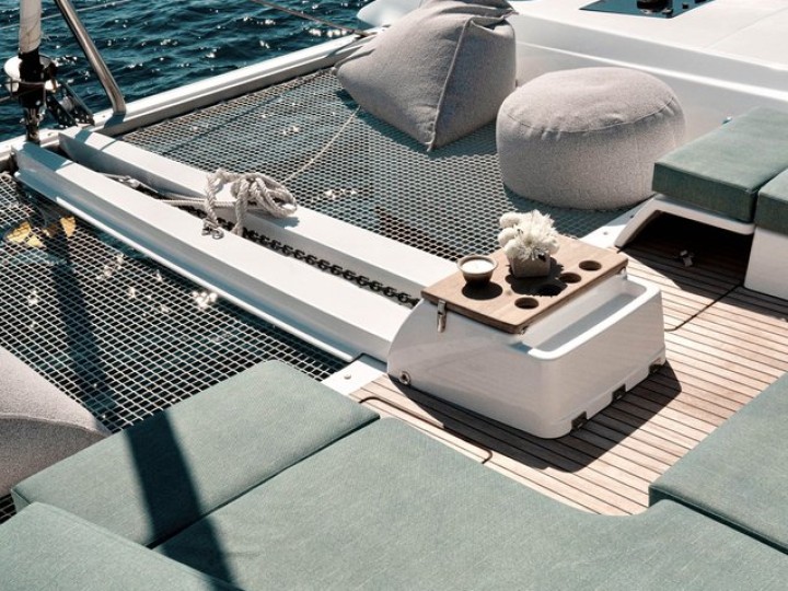 Hire Catamaran with or without skipper Lagoon Alimos