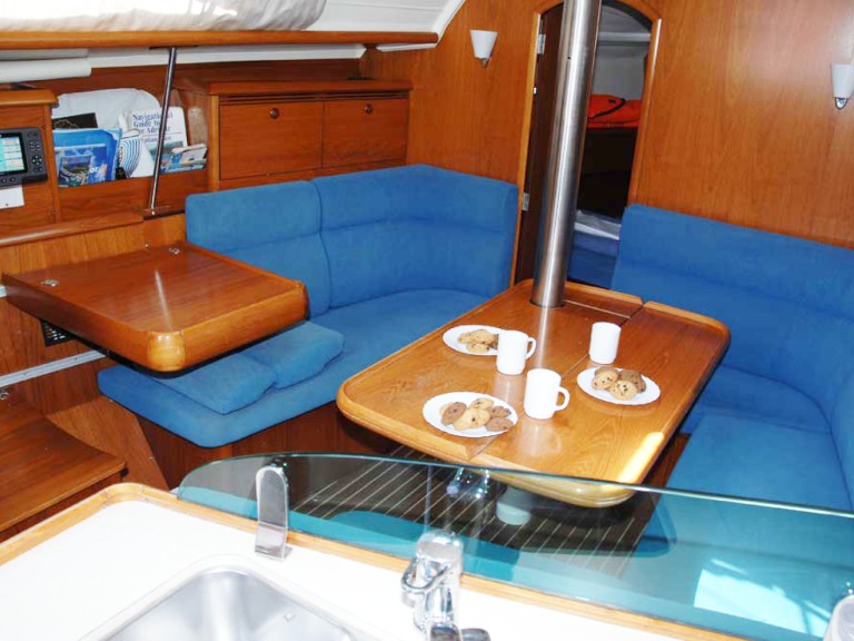 Sailboat hire in Split - Jeanneau Sun Odyssey 35