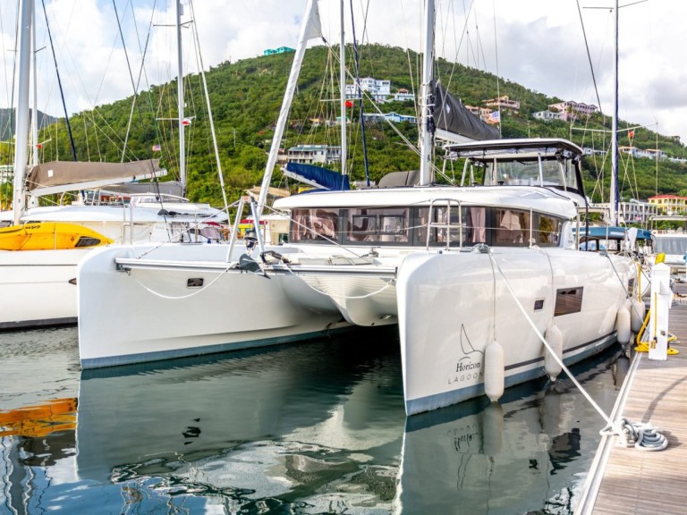 Catamaran hire in Road Town - Lagoon Lagoon 42