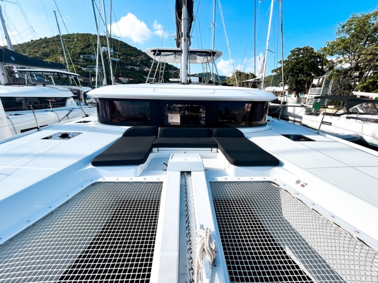 Catamaran hire in Road Town - Lagoon Lagoon 46