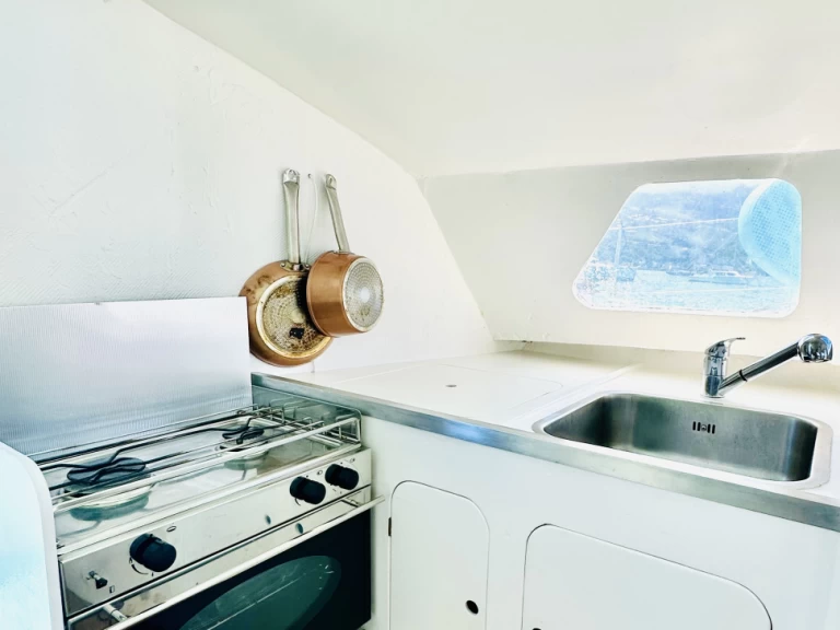 Hire Catamaran with or without skipper Fountaine Pajot Punaauia