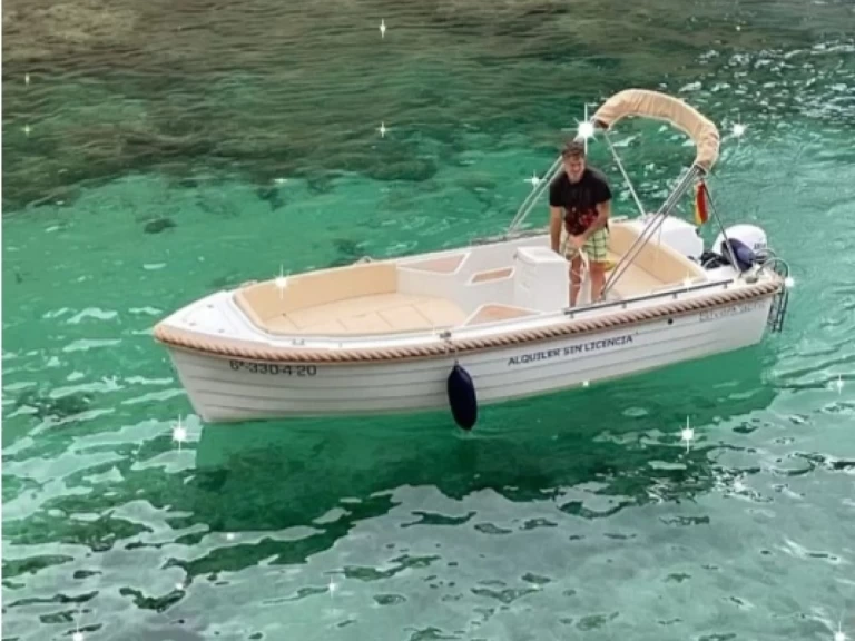 Yacht hire Sant Antoni de Portmany cheap Silver yacht 4'95