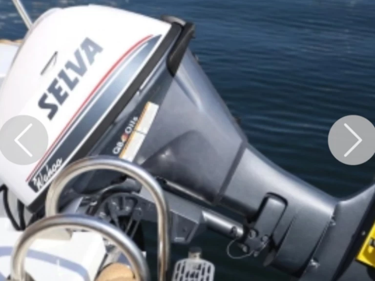 Charter a Silver Yacht Silver yacht 4'95 in Sant Antoni de Portmany on Samboat