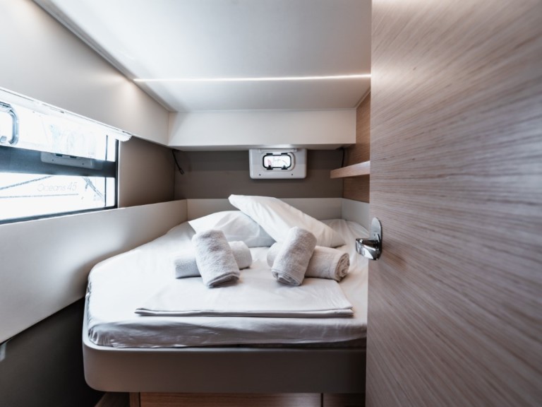 Yacht charter Lávrio - Nautitech Nautitech 40 on SamBoat