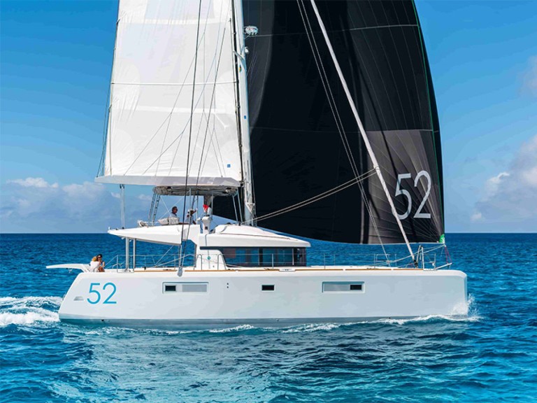 Catamaran to hire Šibenik at the best price