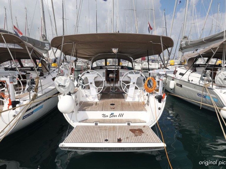 Sailboat hire in Murter-Kornati - Bavaria Cruiser 41S