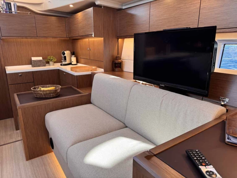 Hire a Bavaria Bavaria C57 Trogir