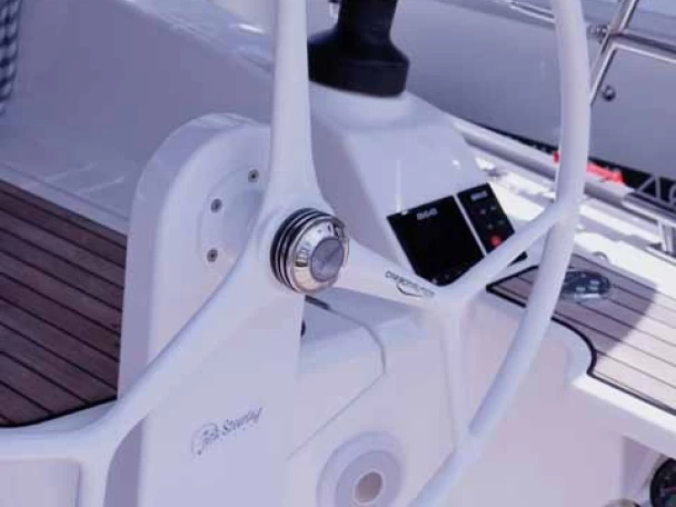 Sailboat hire in Portoferraio - Bavaria Cruiser 37