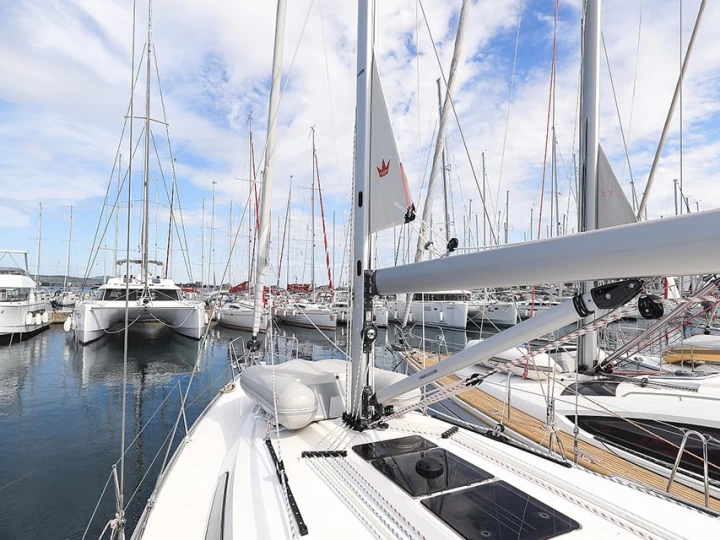 Yacht charter Murter-Kornati - Bavaria Cruiser 41 on SamBoat