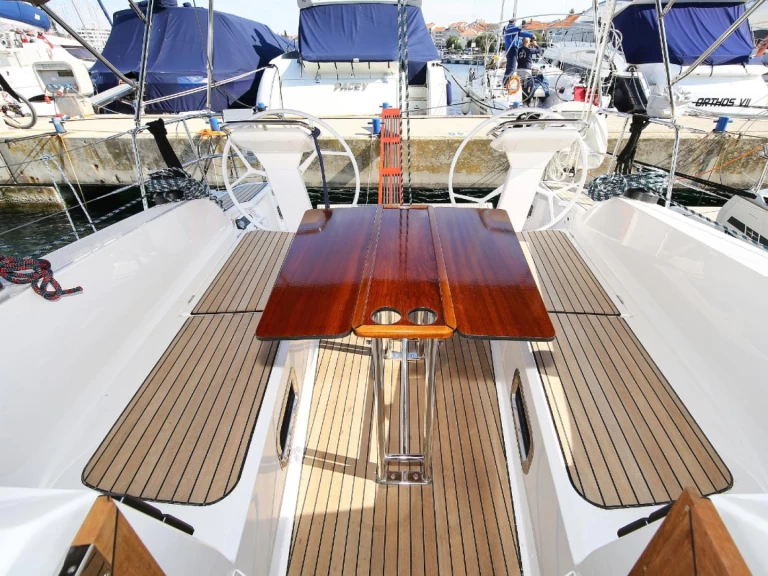 Hire Sailboat with or without skipper Bavaria Murter-Kornati