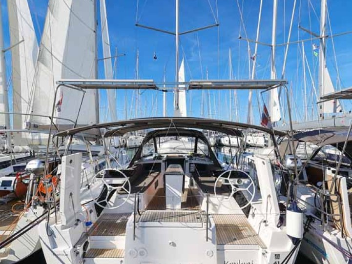 Sailboat hire in Jezera - Dufour Dufour 41