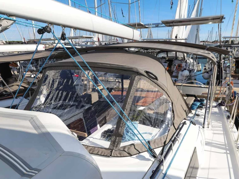 Hire Sailboat Dufour with a boat licence