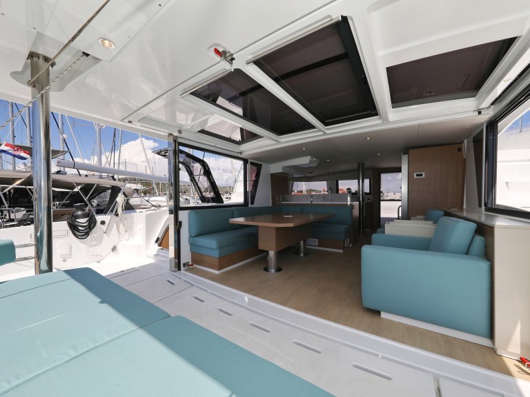 Catamaran hire in Šibenik - Bali Bali 4.6
