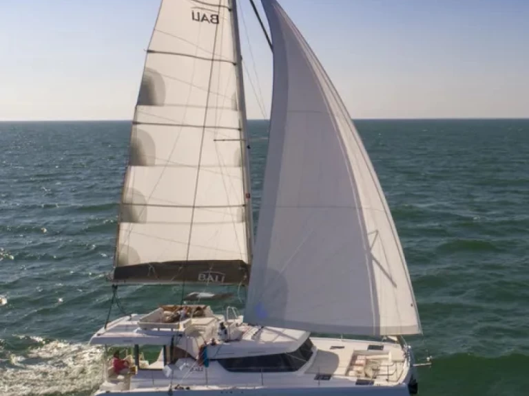 Hire a Bali Bali Catspace Voile Šibenik