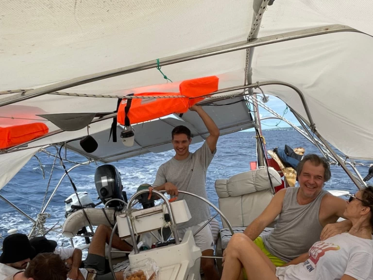 Hire Sailboat Bénéteau with a boat licence