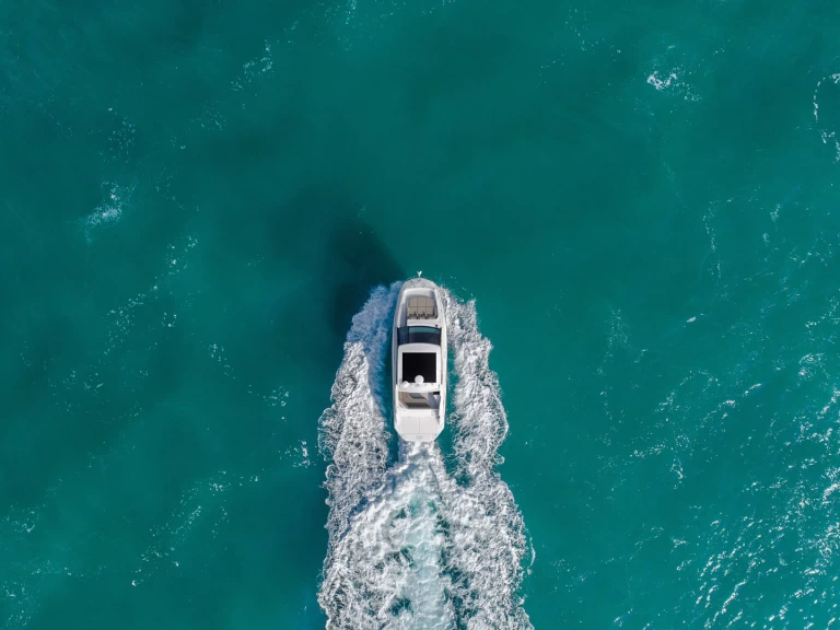 Hire a Sea Ray Sundancer 320 Ayia Napa