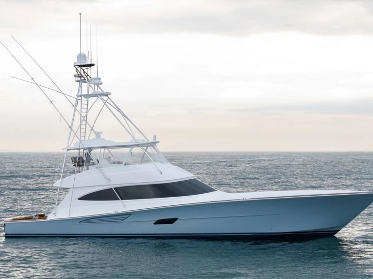 Luxury Yacht to hire Cabo San Lucas at the best price
