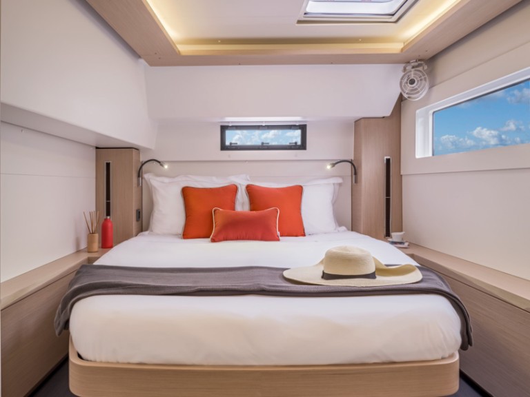 Yacht charter Marseille - Lagoon Lagoon 46 on SamBoat