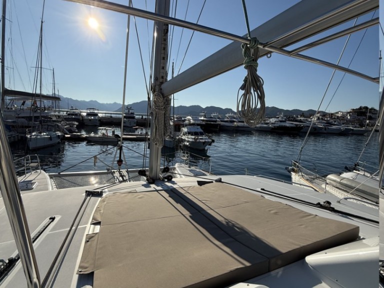 Yacht charter Marmaris - Lagoon Lagoon 450 F on SamBoat