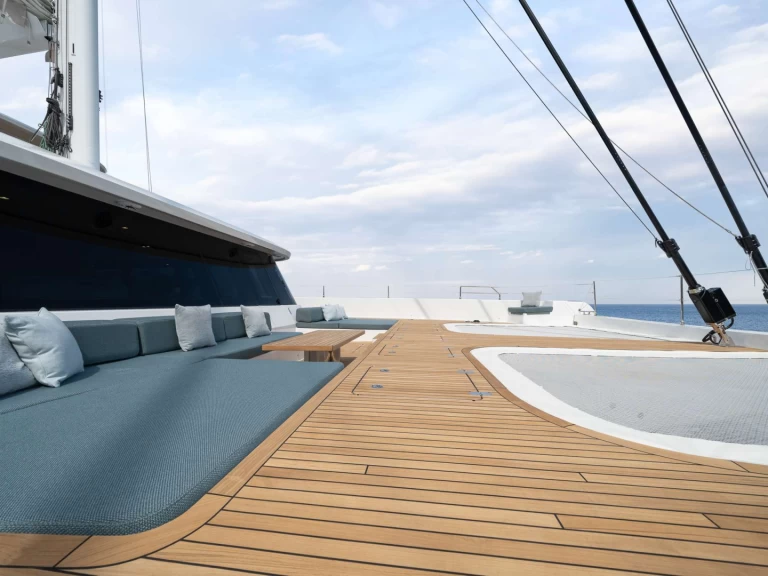 Sunreef ENTRE4 charter bareboat or skippered in  Glossy
