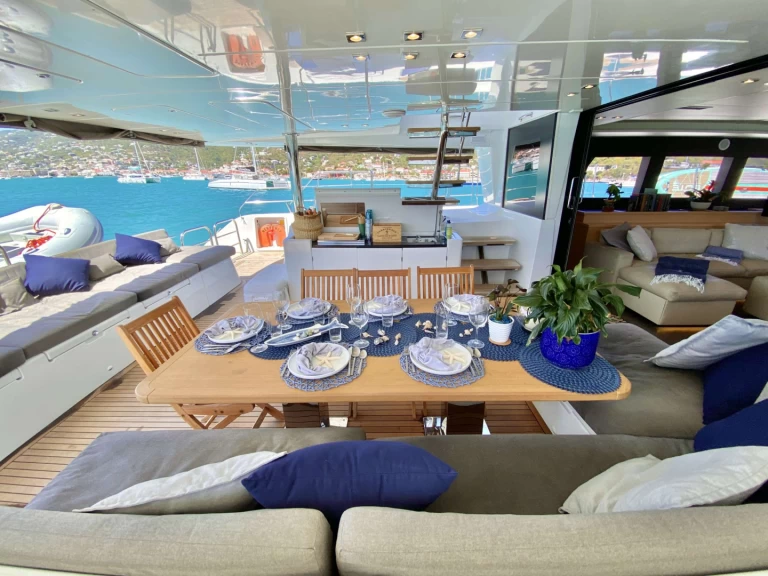 Yacht charter Saint Martin - Lagoon HEAVENLY on SamBoat