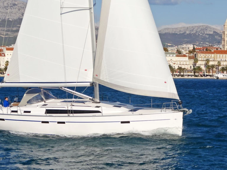 Hire Sailboat with or without skipper Bavaria Split
