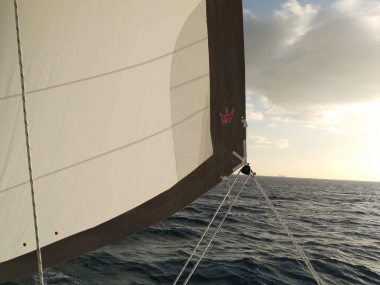 Yacht charter Cannes - Bali Bali 4.6 on SamBoat