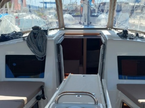 Sailboat hire in Lefkáda - Jeanneau Sun Odyssey 410