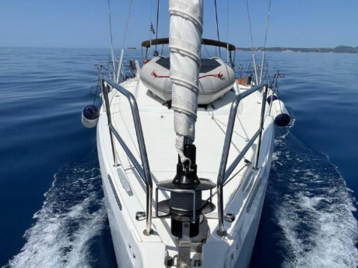 Jeanneau Sun Odyssey 410 charter bareboat or skippered in  Lefkáda