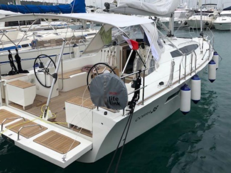 Yacht charter Biograd na Moru - Cobra Yachts Cobra 38 on SamBoat