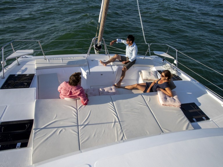 Hire Catamaran Bali with a boat licence