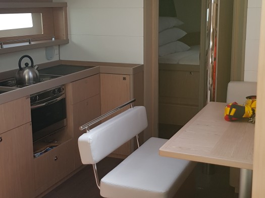 Hire Sailboat Bénéteau with a boat licence