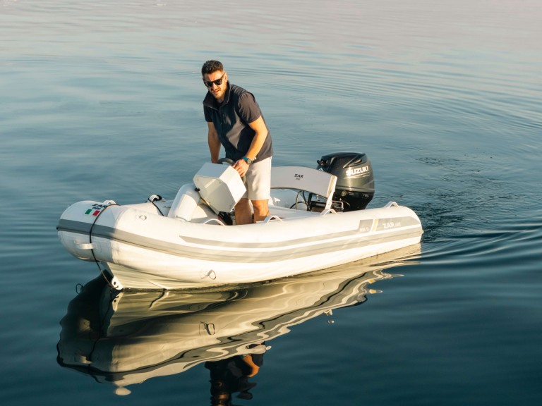 Catamaran hire in Lefkáda - Fountaine Pajot Tanna 47