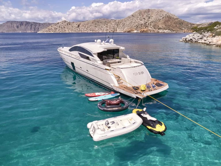 Hire Luxury Yacht with or without skipper Pershing Athens