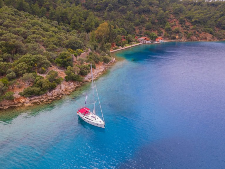 Hire Sailboat with or without skipper Bavaria Fethiye