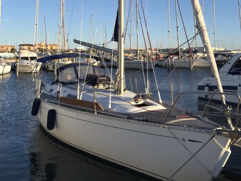 Sailboat to hire Port-Vendres at the best price