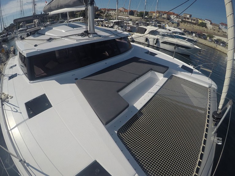 Catamaran to hire Šibenik at the best price