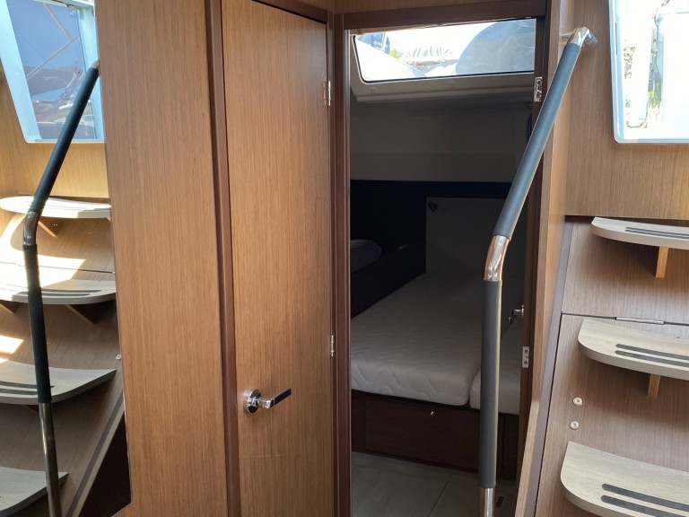 Sailboat hire in Skiathos - Bénéteau Oceanis 51.1 (AC, Gen, Watermaker)