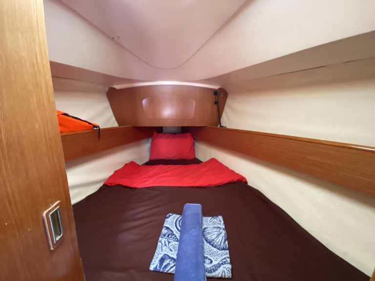 Hire a Jeanneau Sun Odyssey 32 Fethiye