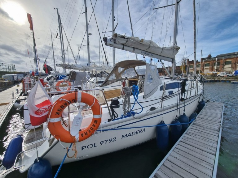 Yacht charter Gdańsk - Delphia Delphia 40.3 on SamBoat