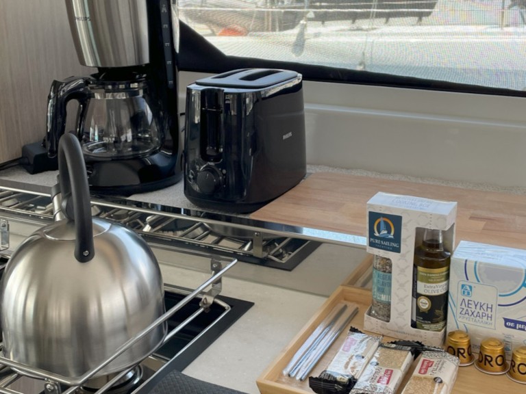 Catamaran to hire Skiathos at the best price