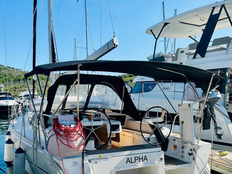 Hire Sailboat Dufour with a boat licence