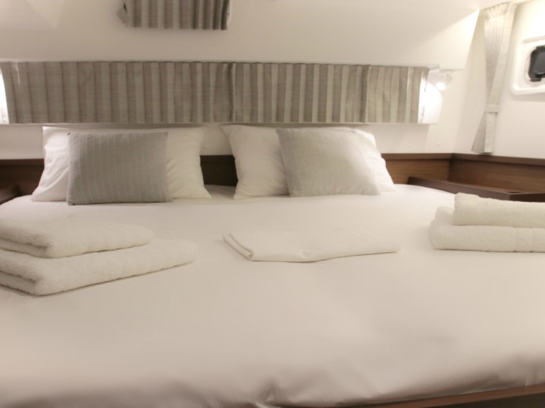 Lagoon Lagoon 42 charter bareboat or skippered in  Alimos